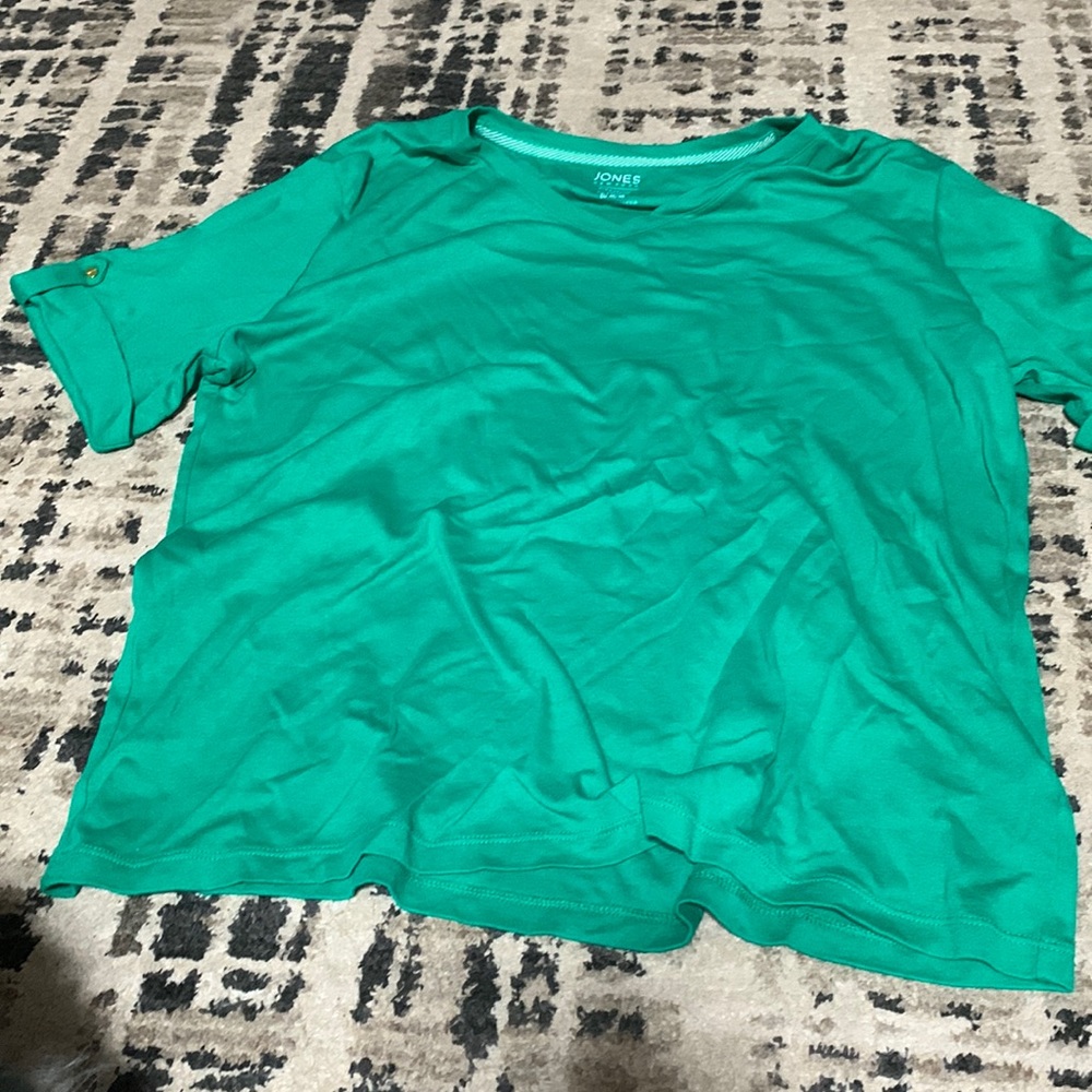 New York jones green shirt